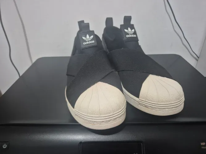 Adidas Slip On preto