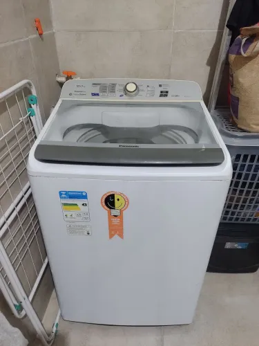 Máquina de lavar Panasonic 16 kg usada
