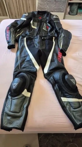 Macacão Dainese 2 Peças Tam. 52