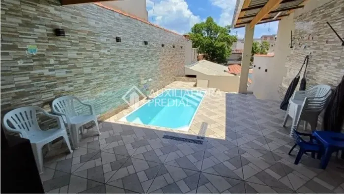 Casa à venda na Vila Luzita com piscina e área gourmet - Santo André