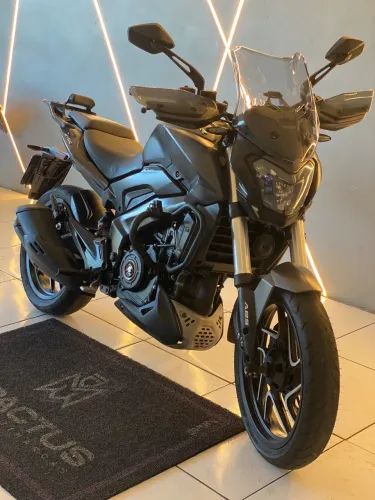BAJAJ DOMINAR 400 2025
