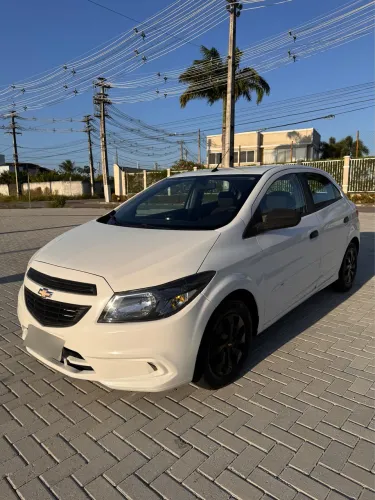 Chevrolet Onix JOY Hatch 1.0 8V Flex Mec. 4P 2019