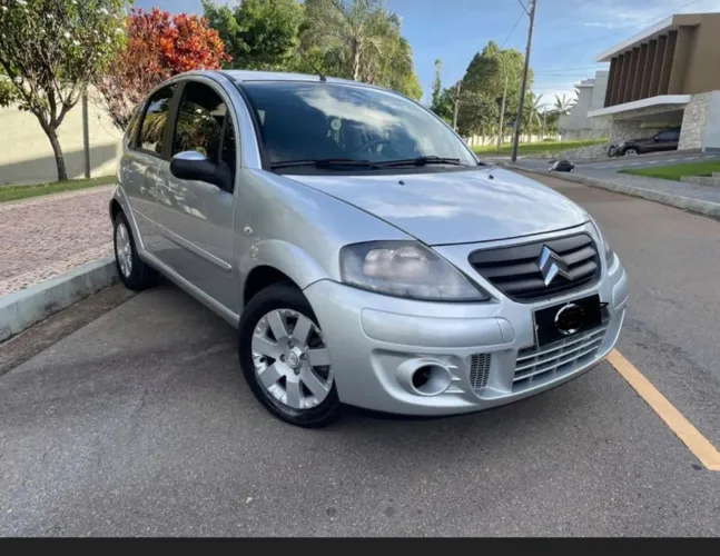 Citroen C3 GLX 1.4/ GLX Sonora 1.4 Flex 8V 5P 2012