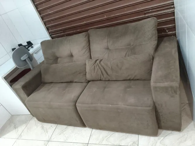 Sofá retrátil tipo cama