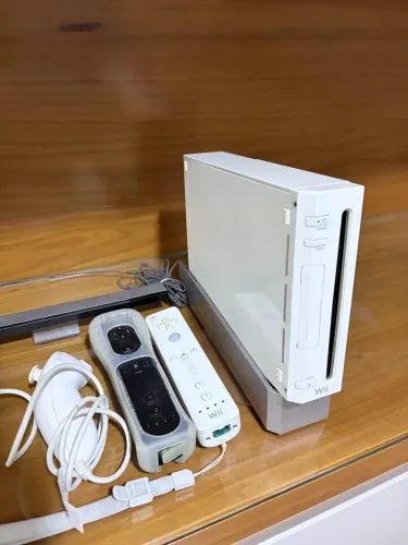 Nintendo Wii Desbloqueado + Controles + Jogos