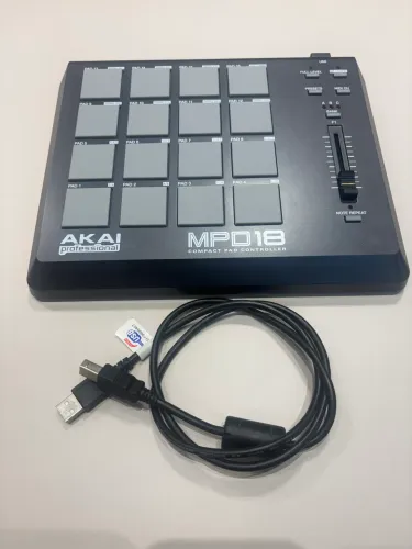 Pad Akai MPD 18