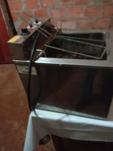 Fritadeira salgados 220 volt