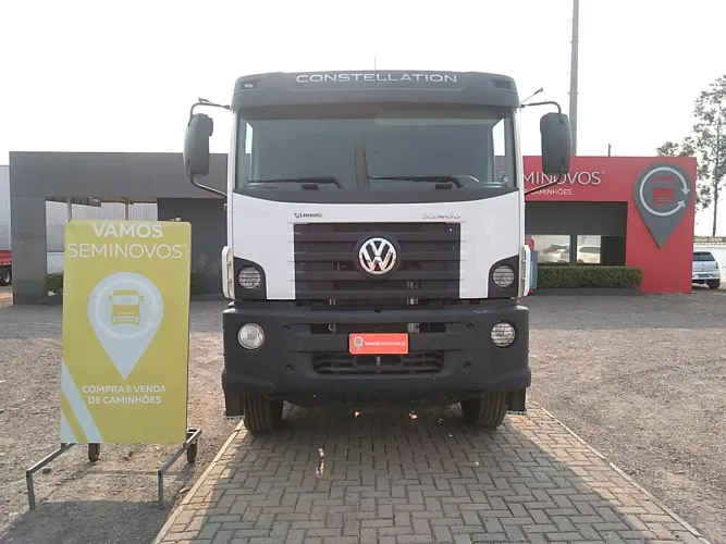 Volkswagen 33.460 33.460 Constellation 6x4 2p (diesel)(E5) 2021/2022 Vamos Seminovos Regen
