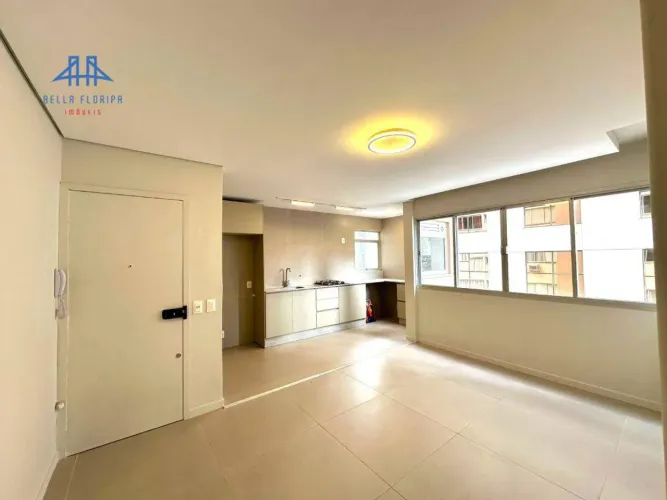 Apartamento com 2 dormitórios à venda, 77 m² por R$ 880.000,00 - Centro - Florianópolis/SC