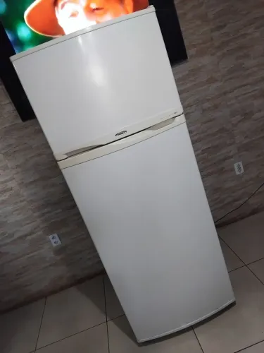 Geladeira Cônsul fros free 110v