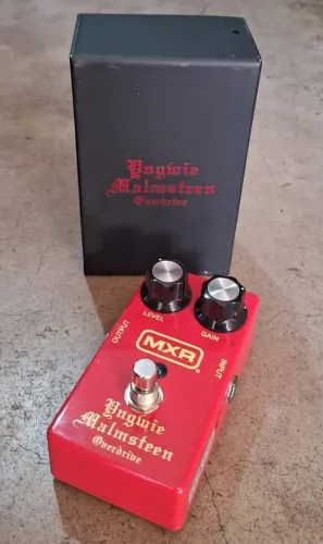 Pedal Overdrive MXR Yngwie Malmsteen YJM308 - Semi-Novo (Promoção)