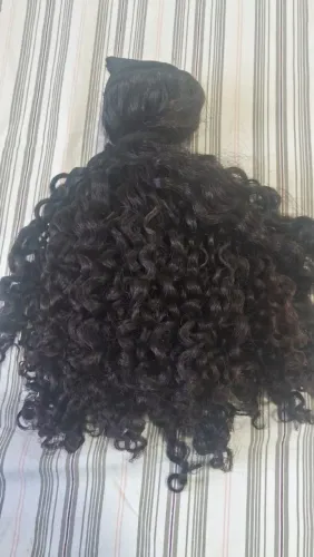 Cabelo humano brasileiro.