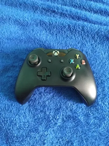 Controle de Xbox one preto