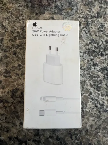 Carregador 20w Turbo Para iPhone Fonte Usb C Cor Branca