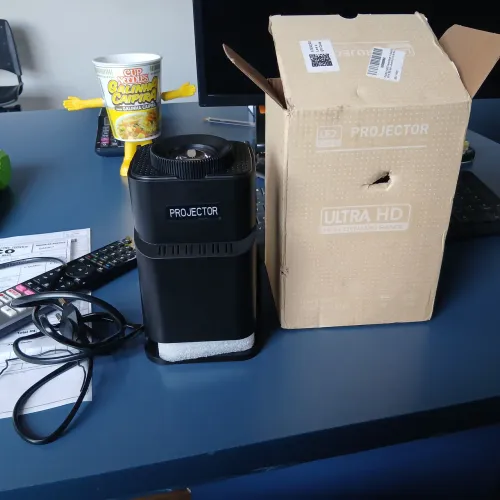 Vendo projetor Hypro320 Android 