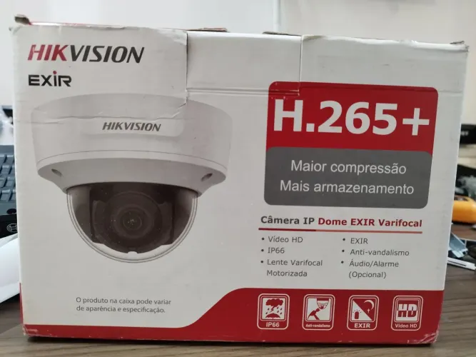 Câmera IP Hikvision Dome EXIR Varifocal