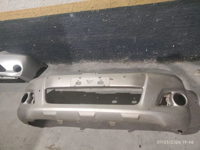 Parachoque dianteiro Toyota Hilux 2012 2013 2014 2015