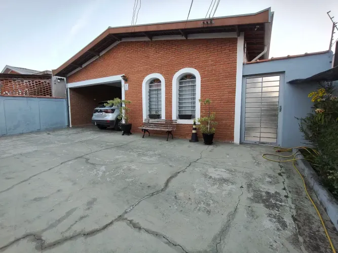 Casa com 4 dorm- Jardim Campos Elíseos-vendo