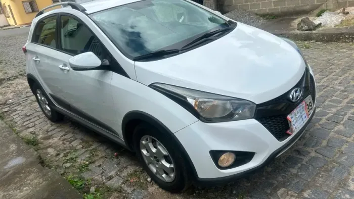 Hyundai HB20X Style 1.6 Flex 16V Aut. 2015