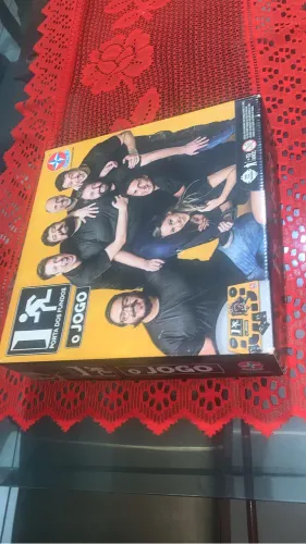 Jogo de tabuleiro ( Porta dos fundos)