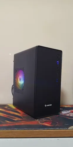 CPU COM PROC. QUAD CORE E COOLER RGB FUNCIONANDO PERFEITAMENTE 
