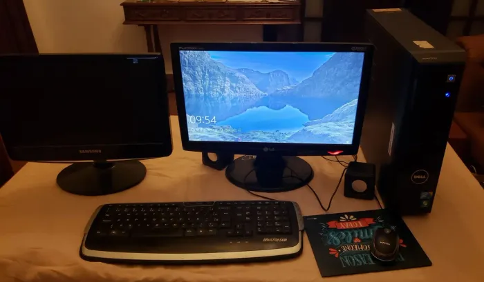 Computador Completo + 2 Monitores- Funcionando