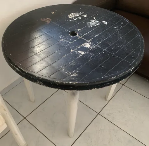 Vendo Mesa de Plástico 