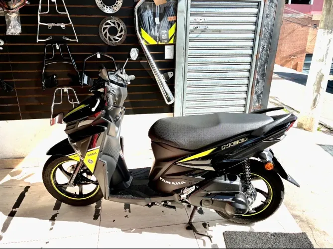 Neo 125 UBS