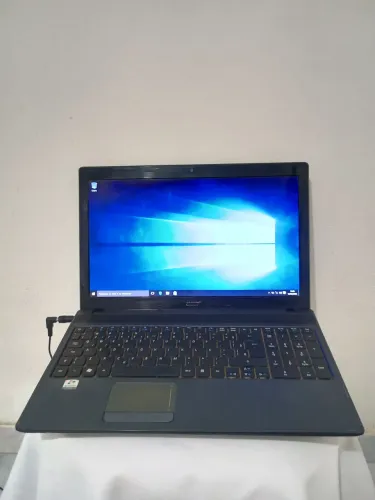 Notebook Acer i3 com SSD e telão de 15,6