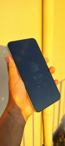 Realme 15T 5G 256GB - Bateria Gigante e Design Premium