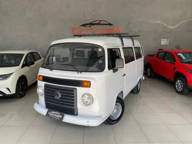 Volkswagen Kombi Standard 1.4 MI Total Flex 8V 2011