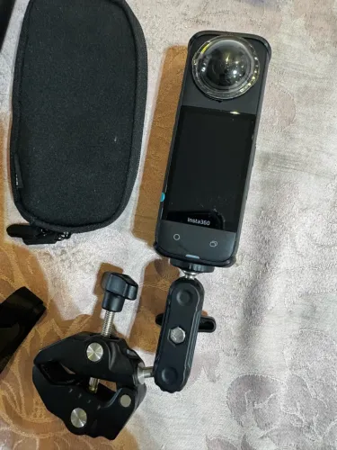 Câmera de ação insta 360 x4 motovlog 