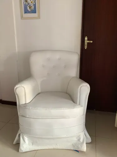 Poltrona de amamentação ou leitura.