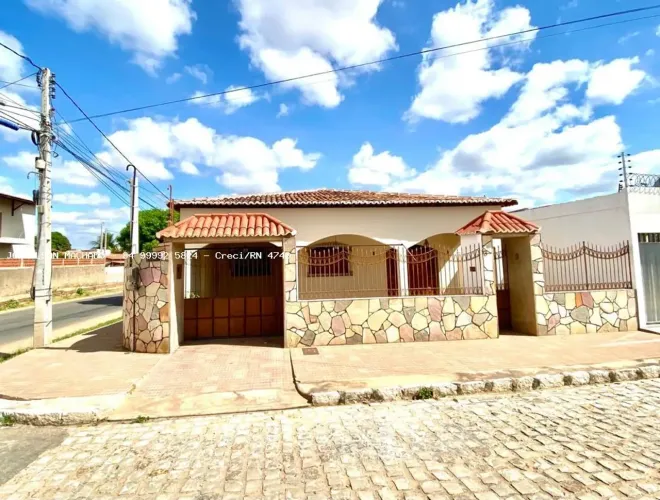 CASA NA COHAB/CONJUNTO JANDUÍS EM ASSÚ/RN 3 QUARTOS