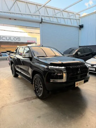 Mitsubishi TRITON HPE 2.4 CD 4X4 TB Diesel Aut. 2026