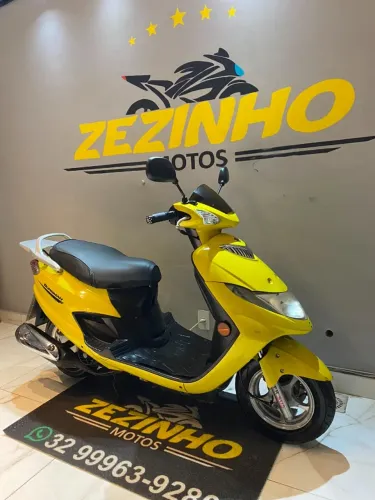 Suzuki Burgman 125 2008 - automática