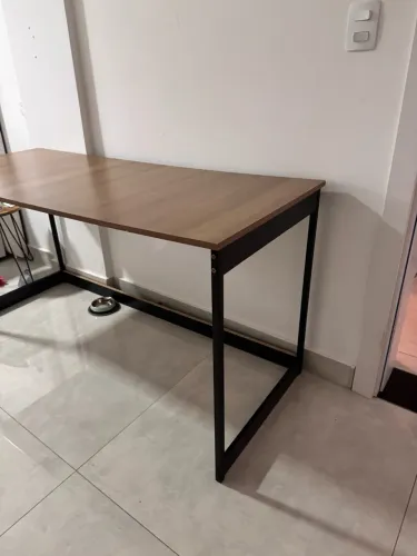 escrivaninha pouco uso