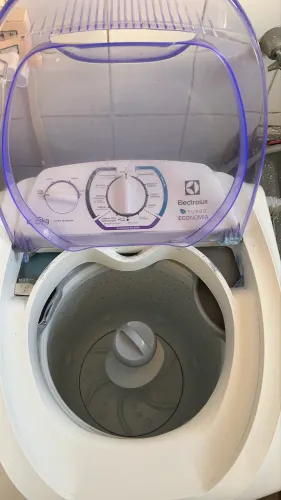 Máquina de lavar roupas ELETROLUX