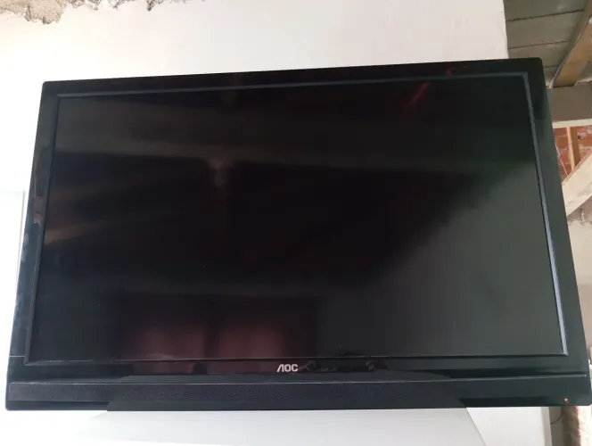 Tv AOC 42" digital