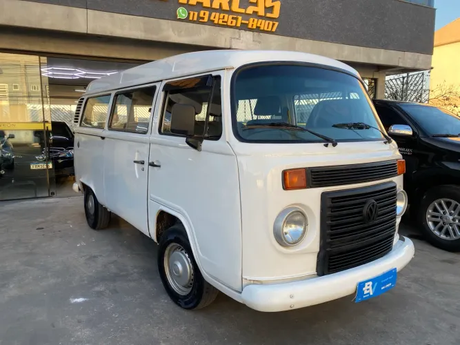 Volkswagen Kombi Standard 1.4 MI Total Flex 8V 2012