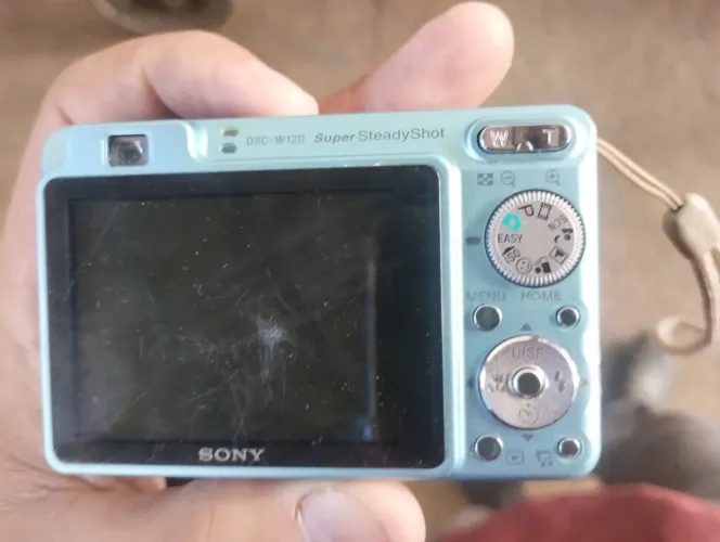 Camera cybershot