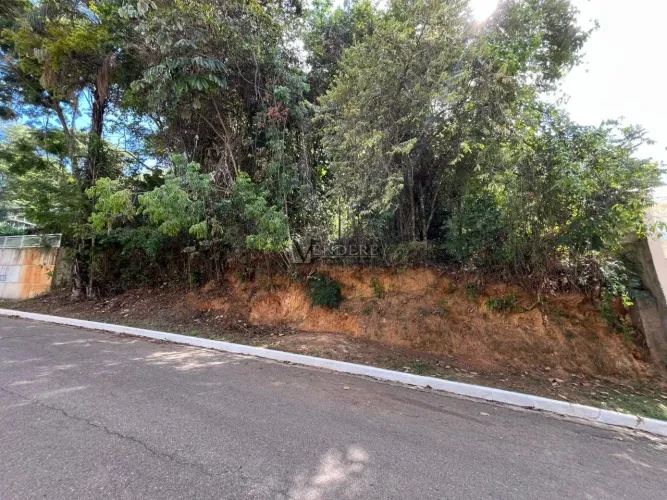 Terreno à Venda no Vale das Araras - Nova Lima