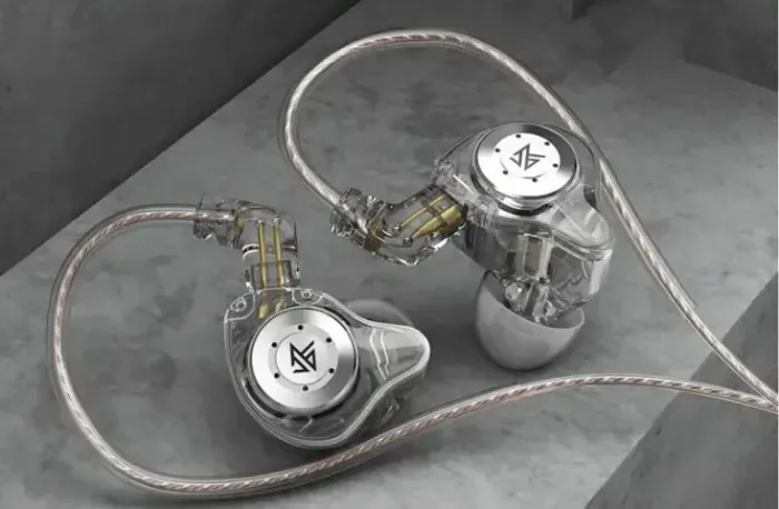 Fone de Ouvido KZ EDX Pro In-Ear Transparente com Cabo - Excelente Estado
