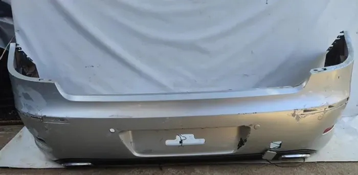 Parachoque traseiro Peugeot 408 2012/2016 prata