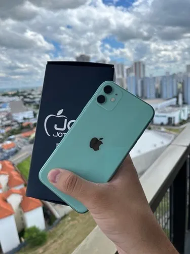 Iphone 11 verde com garantia // 128gb de memoria 