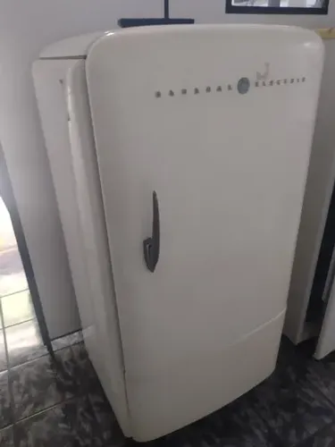 Raridade - Refrigerador vintage - Anos 50 - General Electric (GE) - perfeito funcionamento