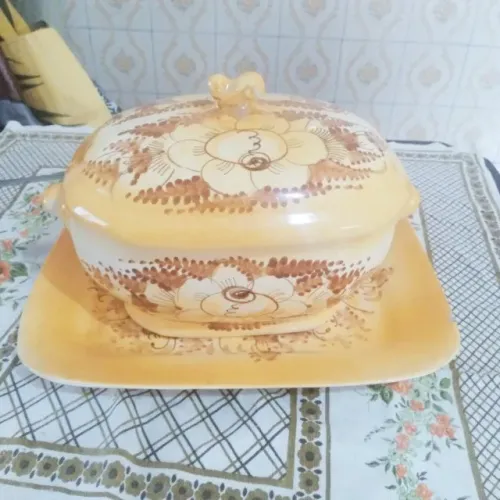 pote  de porcelana grande com bandeja