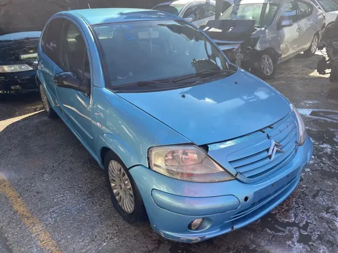 Sucata Citröen C3 2004 ( Peças )