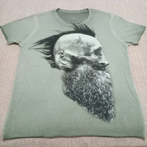 Camiseta DEREK HO SKULL, tamanho P, cor verde