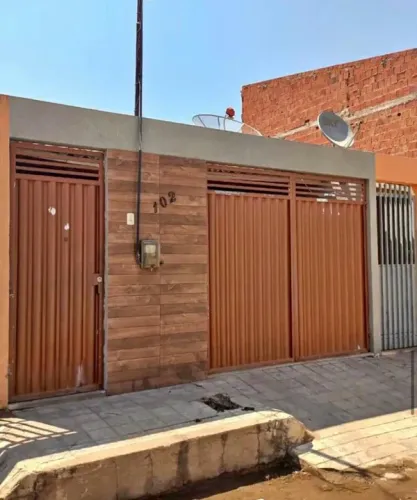 - Casa na Vila Luizão